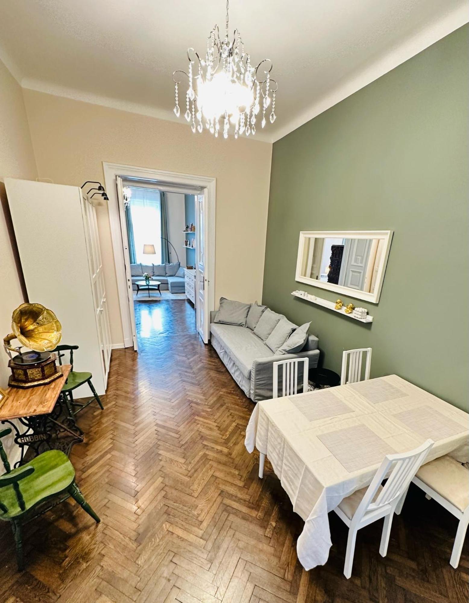 The Spot With Green Chair - Cozy Space Near Danube Budapest Exterior photo